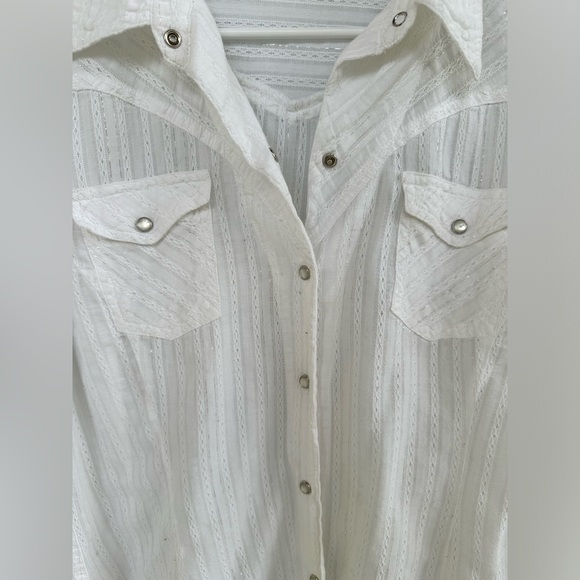 Arizona size large snap down shirt , also silver stitching - Picture 7 of 7